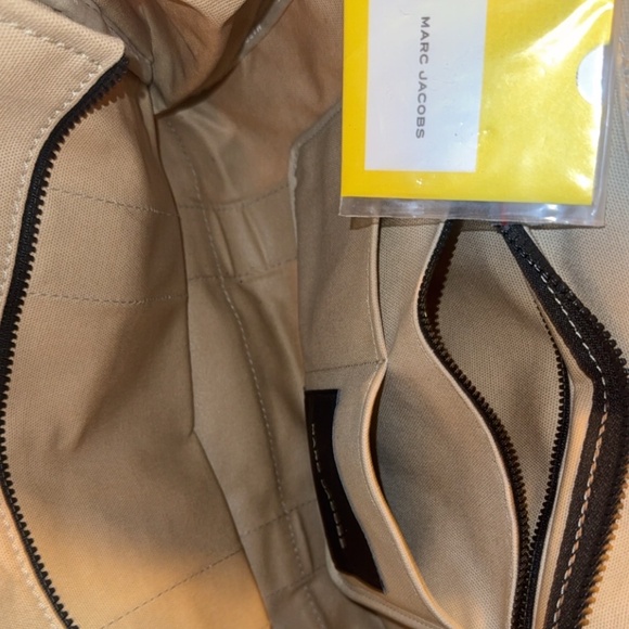 Marc Jacobs The Tote Bag- Large in Beige - Picture 2 of 4